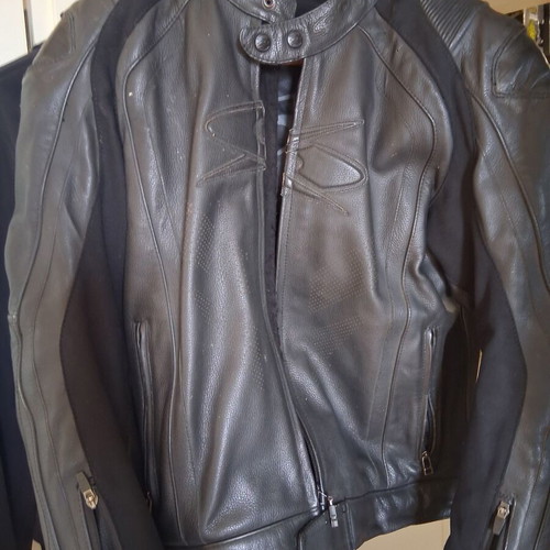 Spyke leather motorcycle jacket like new with removable winter lining