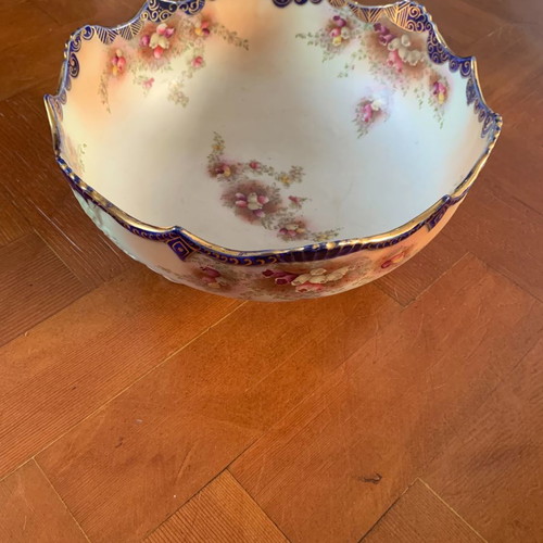 Carlton Ware fruit bowl England 1894-1926 hand-painted