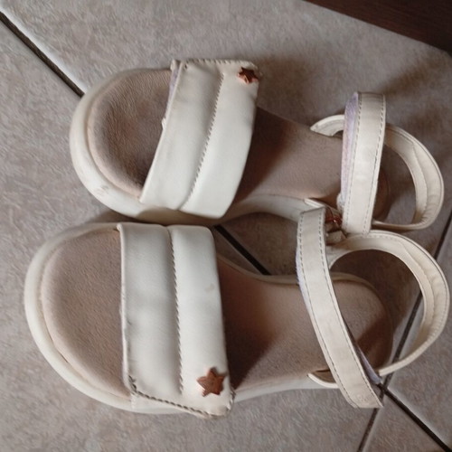 Geox Puffypop Kids Sandals size 32 like new, beige