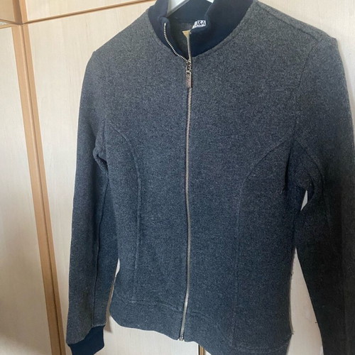 Dolce&Gabbana wool cardigan grey like new with zipper