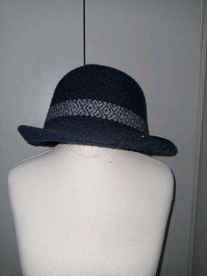 Winter hat used Legend Accessories dark blue with details