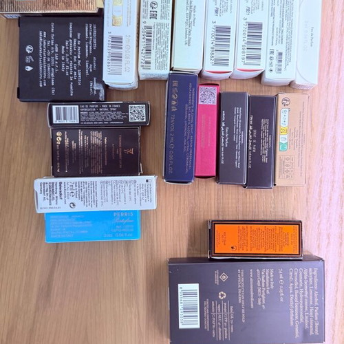 Louis Vuitton & Xerjoff Discovery Set tester, 19 perfume samples