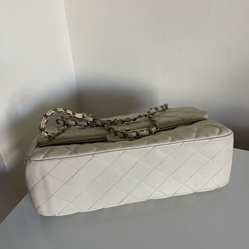 Chanel double flap leather shoulder bag, off white