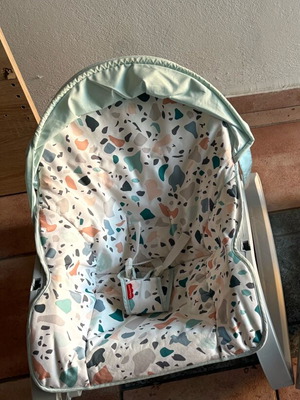 Fisher Price Relax used baby rocker-chair for children up to 18kg