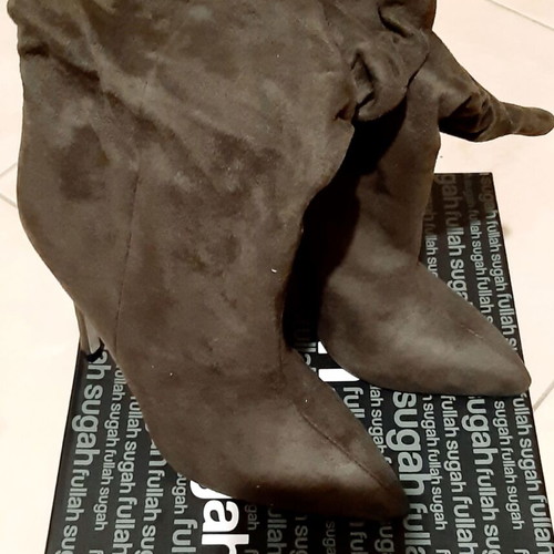 Fullah Sugah high heel boots, size 39, khaki suede