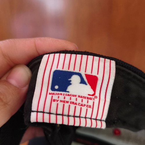 New Era New York Yankees MLB cap size 58cm like new black red