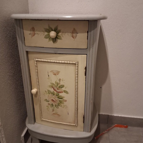 Vintage dressing table with painted decoration like new