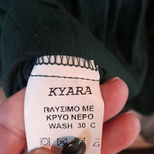 Kyara Plus shirt size M used, cypress green