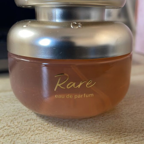 Rare Eau de Parfum 50 ml like new