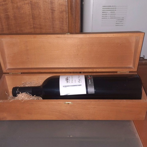 Wooden wine box like new, large, heavy wood