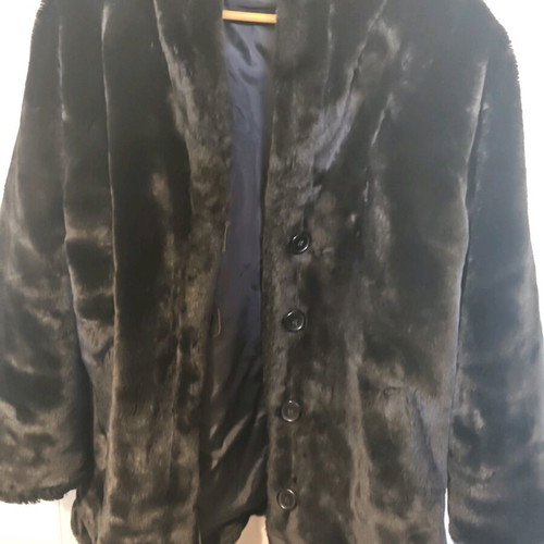 Synthetic fur coat used L/XL black