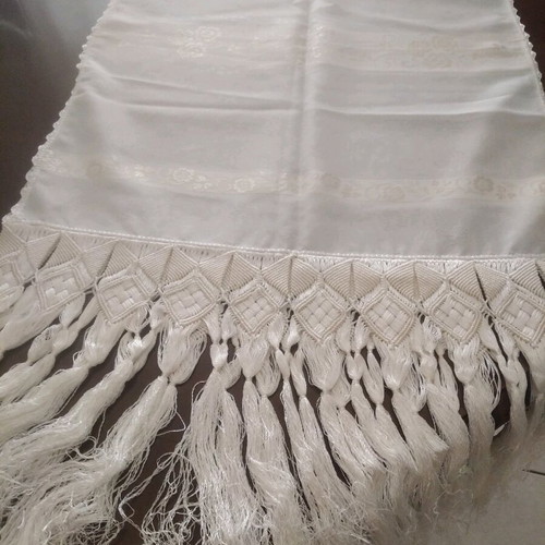 Handmade handwoven tzevres new
