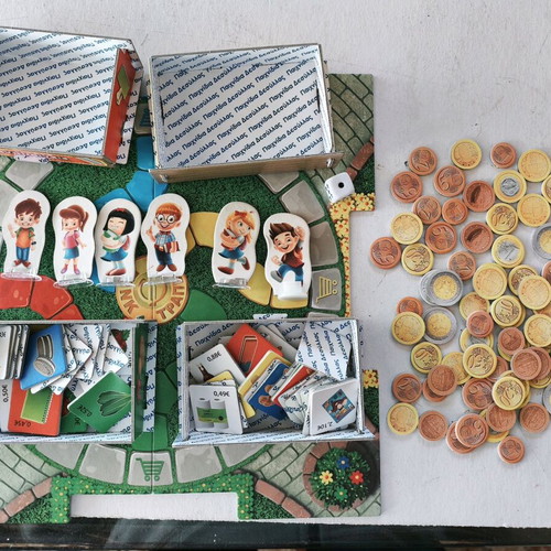 Go Shopping board game Mikres Agores like new