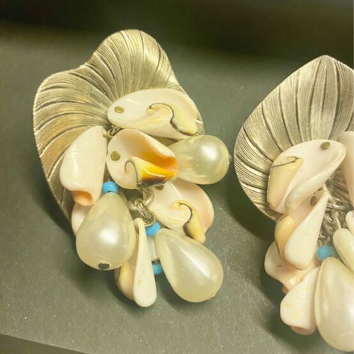 Earrings vintage, like new, white