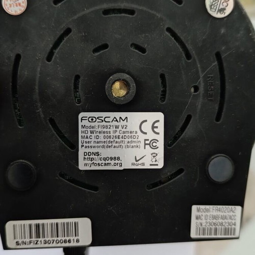 Foscam FI9821P IP Camera Wi-Fi HD black color broken used