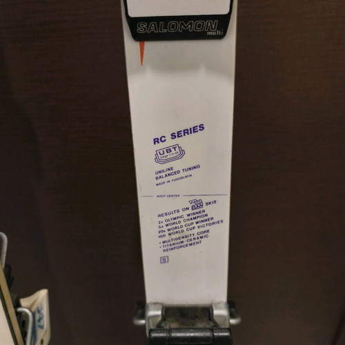 Elan Comprex R 168cm skis used with 2 Salomon and Scott batons
