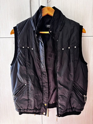 Black Wangli Sleeveless Jacket like new
