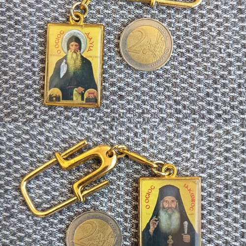 Double keychain with Saint David and Saint Iakovos Tsalikis images, like new