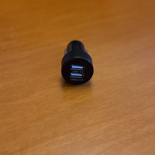 Double USB Car Charger used, 2.1A output