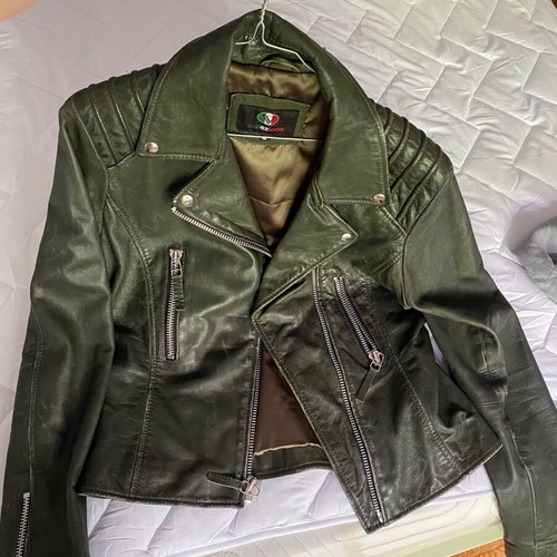 Italian leather jacket like new, green, size L