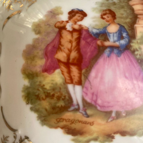 IOHPAP fountain dish used with Fragonard scene and gold finishes
