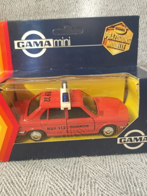 Gama Mini BMW 528i(E28) diecast model new, Feuerwehr RUF 112
