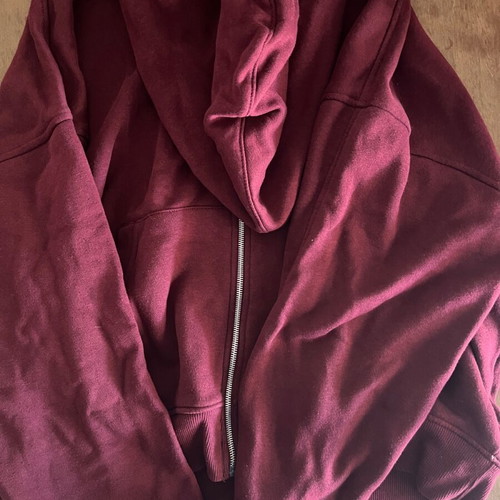Bershka Burgundy Hoodie Jacket like new, size L