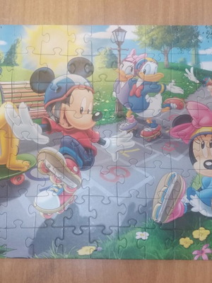 Mickey Mouse puzzle used, 100 pieces, Disney with friends