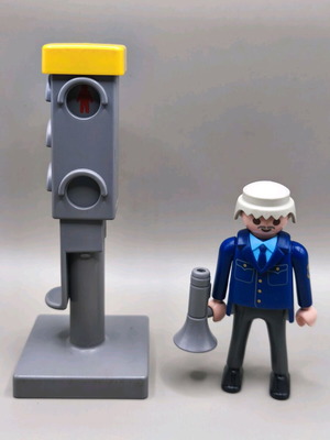 Playmobil Traffic Light and Controller Set like new