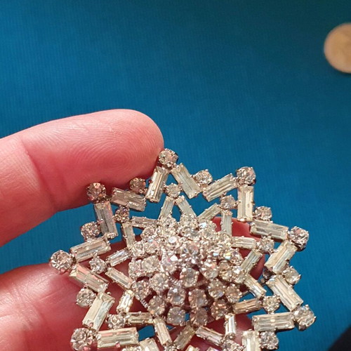 Vintage brooch Western Germany like new, silver with crystals