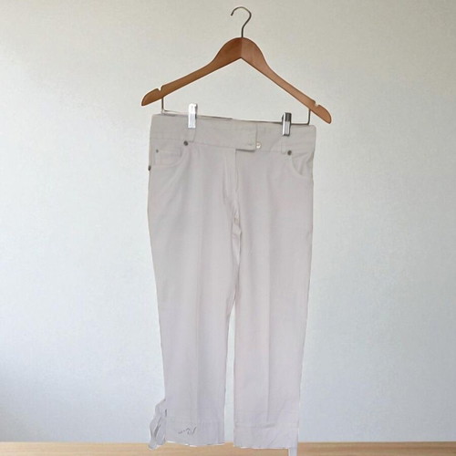 Forel women's white capri pants used size M