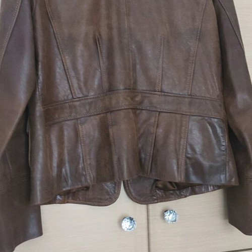 Vintage brown leather jacket like new, size Medium