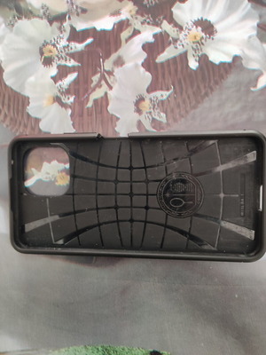 Mobile phone cases used, two colors available