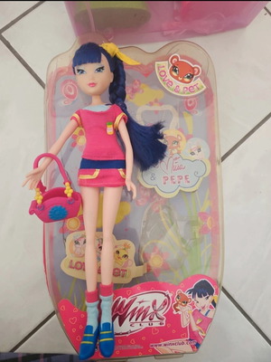 Κούκλα Winx Club Musa με κουτί