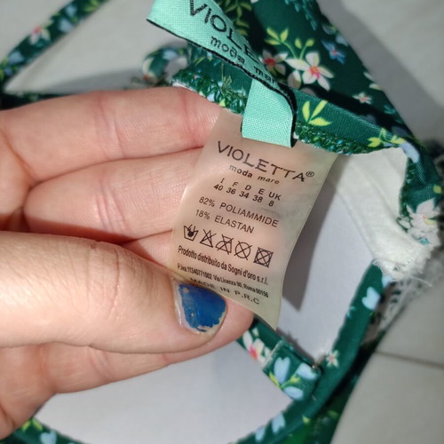 Green floral bikini set like new with lace details