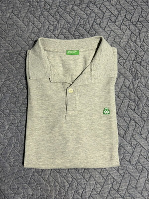 Benetton μακρυμάνικο βαμβακερό πόλο πουκάμισο σαν καινούργιο, γκρι, μέγεθος S
