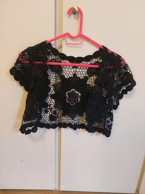 Lace bolero, size S/M, like new condition