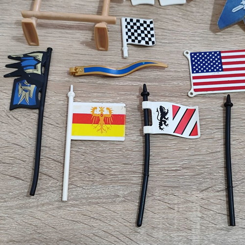 Playmobil flags parts used, set
