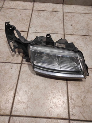 Front right headlight for Saab 9-5 '01-'05 used