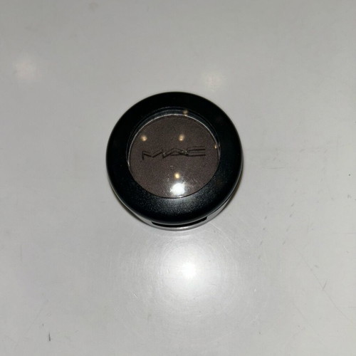 MAC Smut Velvet Eyeshadow like new without box