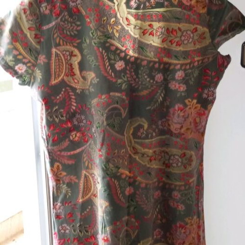 Women's cotton summer dress size M like new, multicolored