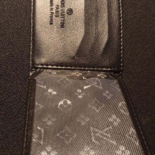 Louis Vuitton πορτοφόλι μαύρο σαν καινούργιο