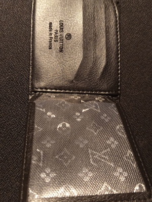 Louis Vuitton πορτοφόλι μαύρο σαν καινούργιο
