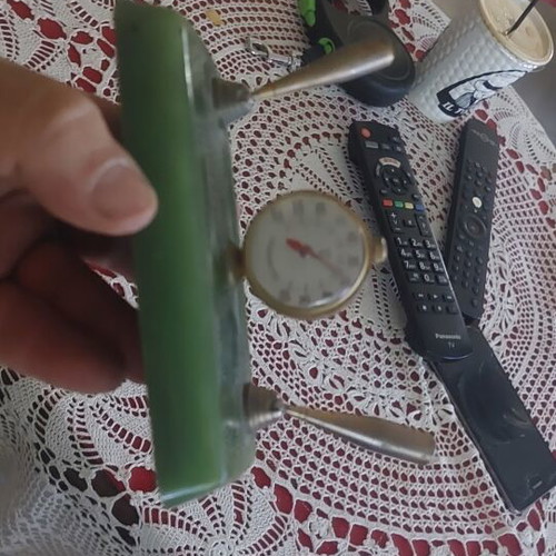 Office set with thermometer
