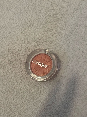 Ρουζ Clinique καινούργιο