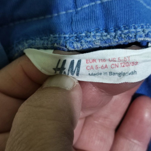 Kids Bermuda shorts like new, size 116, blue