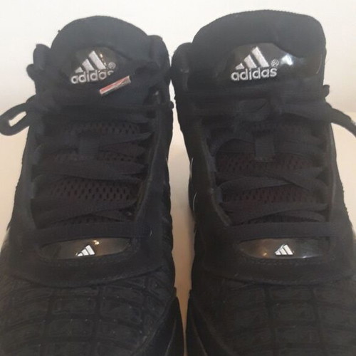 Adidas NBA ,Top ten model,size 42 2/3