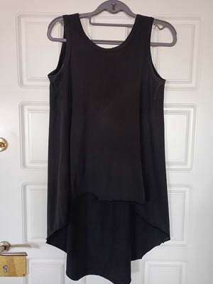 Asymmetric long blouse black like new, one size