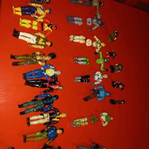 Gi Joe figures used, pack of 21 pieces with weapons
