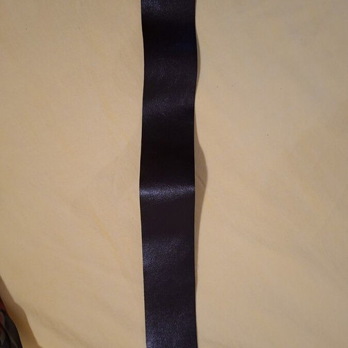 Faux Leather Floral Tie Belt one size, very good condition